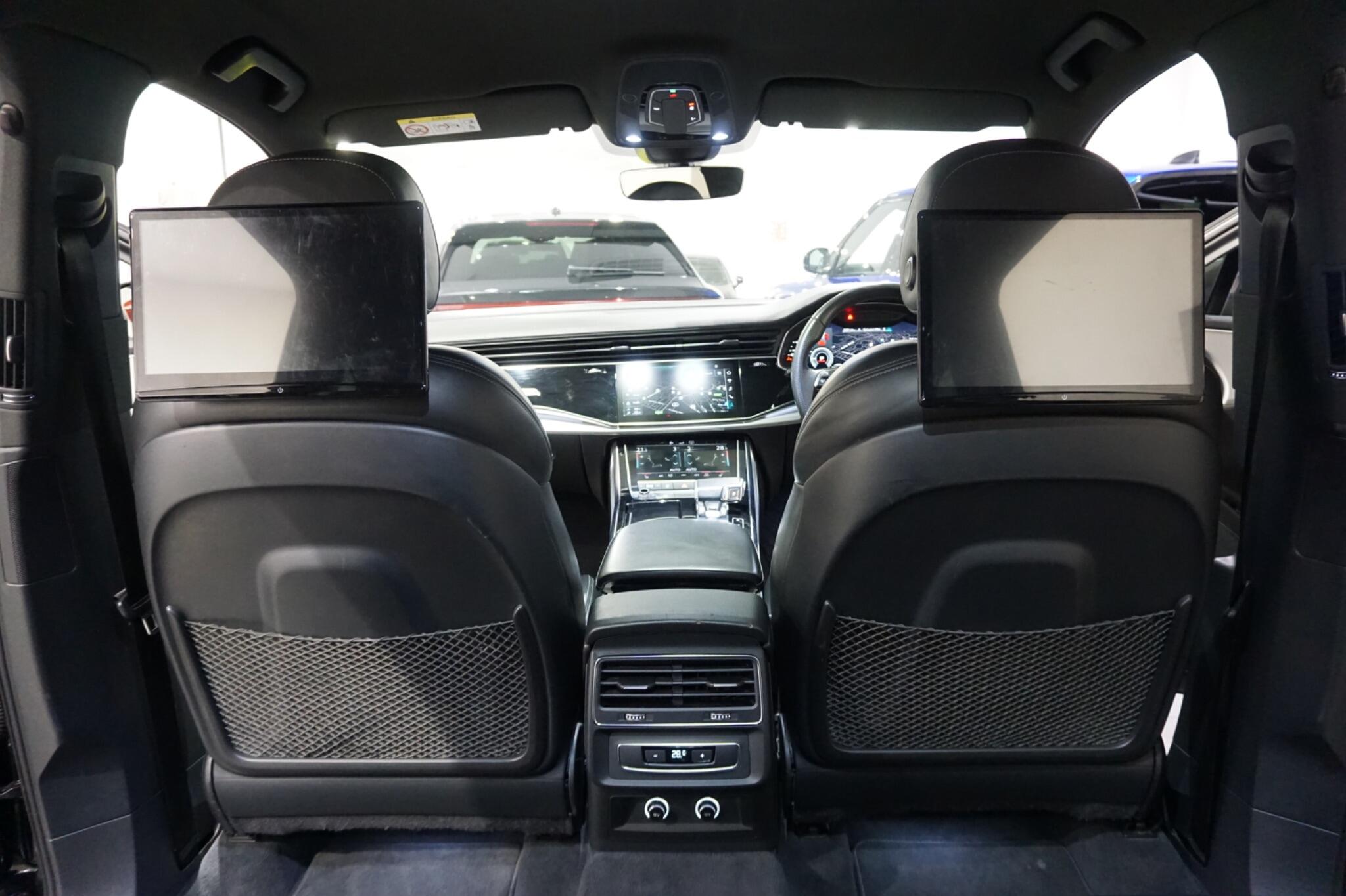 Audi Q7 3.0 TFSIe V6 55 S line SUV 5dr Petrol Plug-in Hybrid Tiptronic quattro Euro 6 (s/s) 17.9kWh (381 ps)